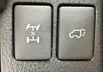 TOYOTA RAV-4 2.0 16V Style-image-11