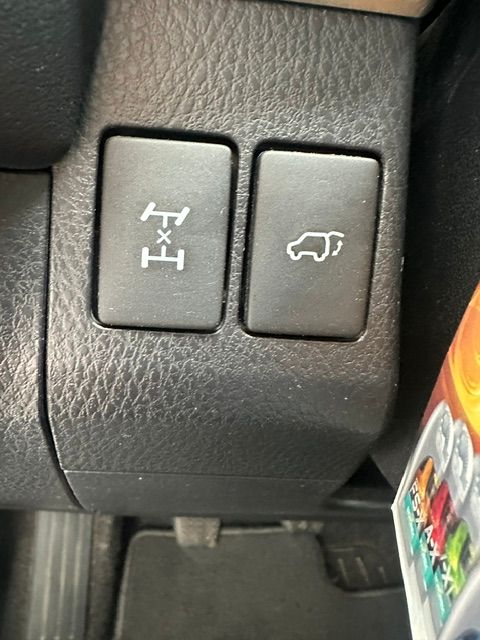 TOYOTA RAV-4 2.0 16V Style-image-14