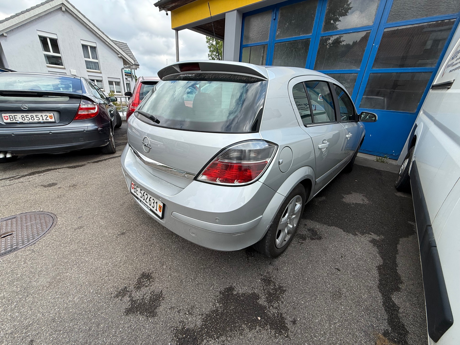 OPEL Astra 1.8i 16V Cosmo-image-2