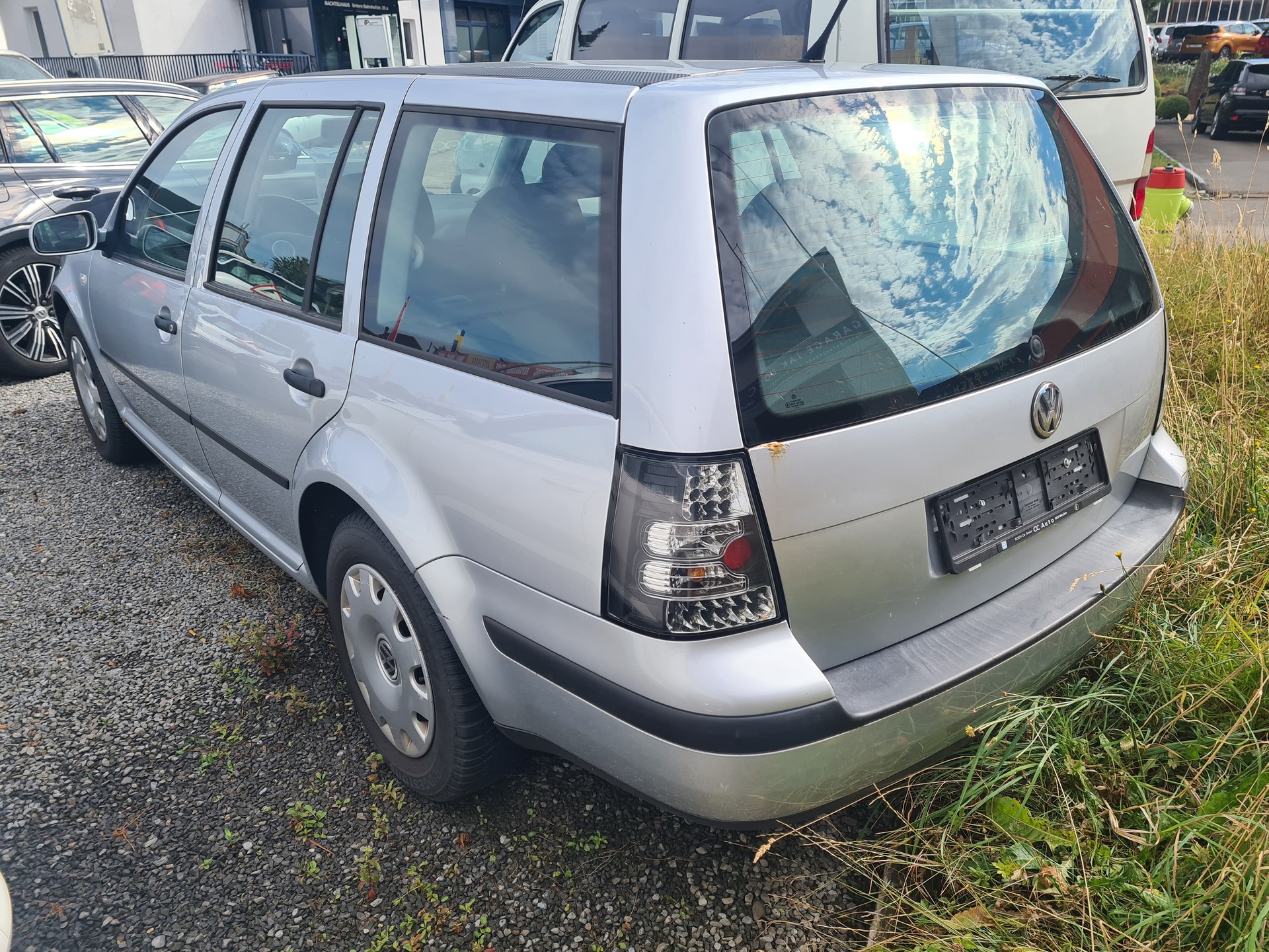 VW Bora Variant 2.0-image-2