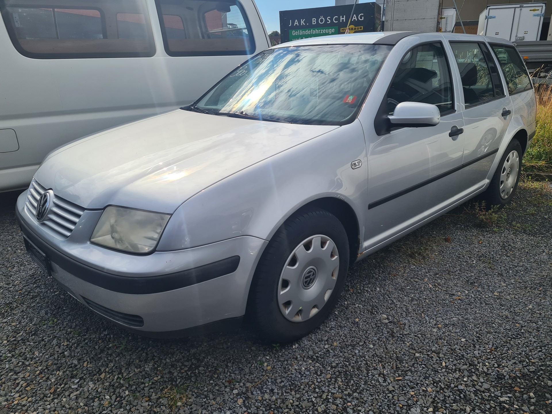VW Bora Variant 2.0-image-1