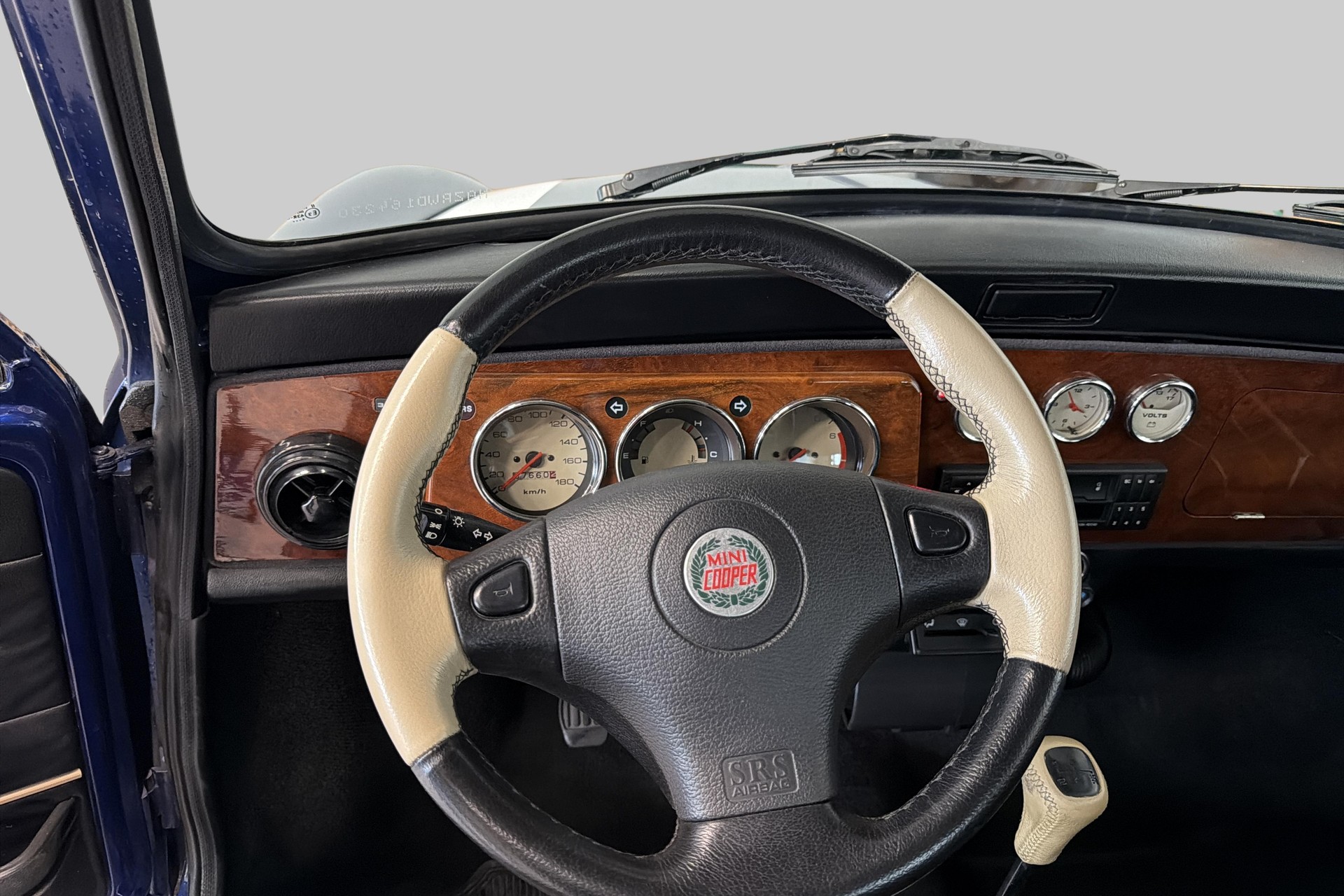 MINI Cooper 1.3i-image-9