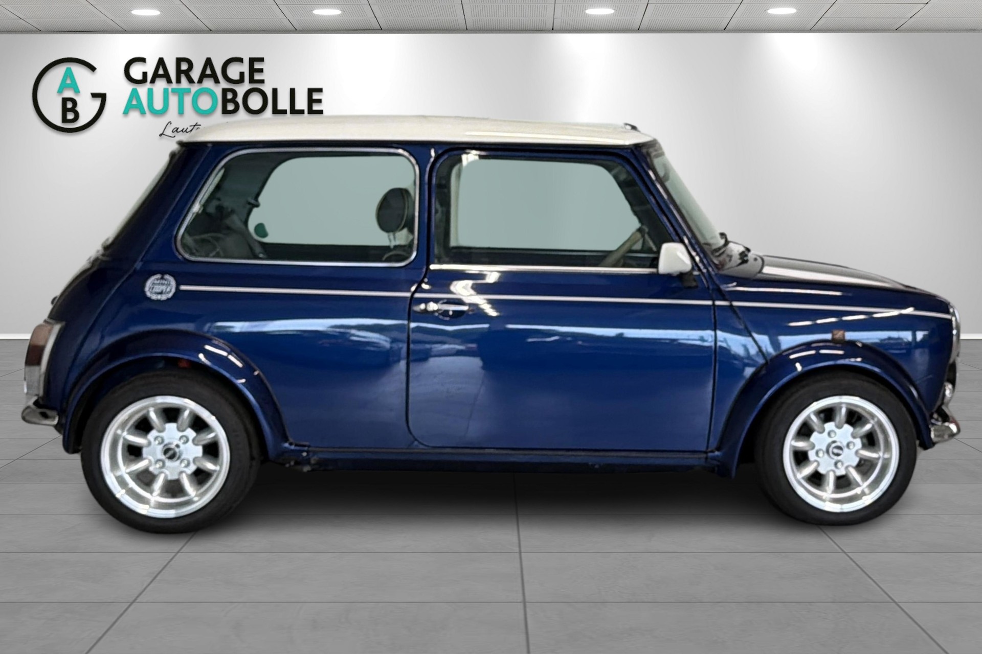 MINI Cooper 1.3i-image-2