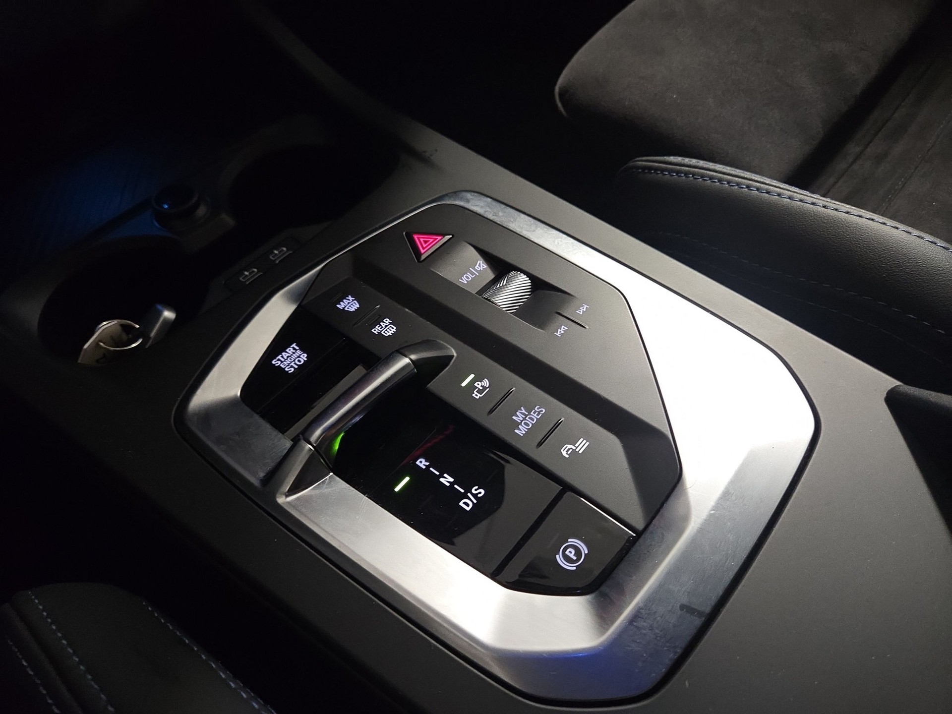 BMW 123 xDrive M Sport Steptronic-image-10