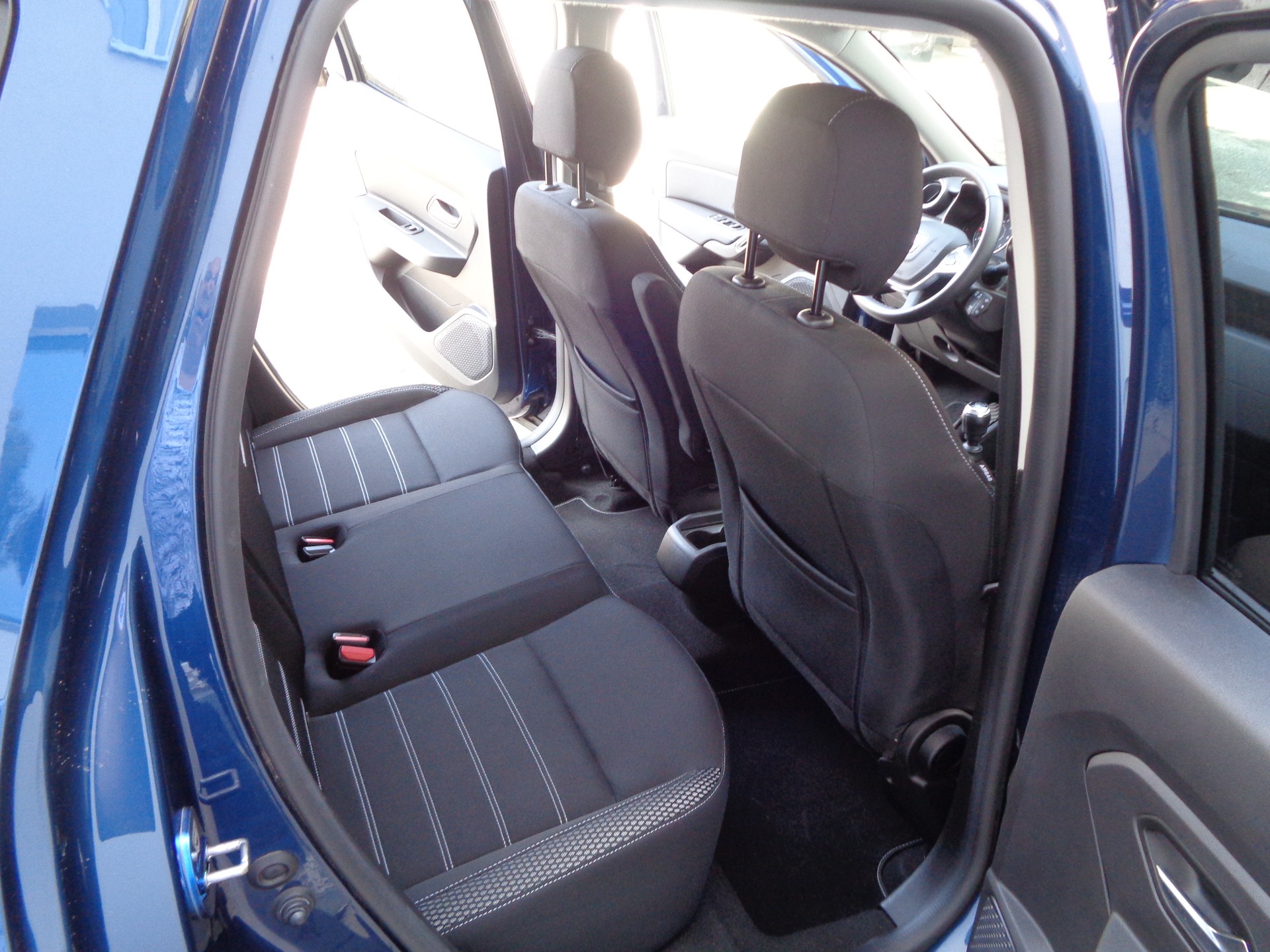 DACIA Duster TCe 130 Prestige 4x2-image-13
