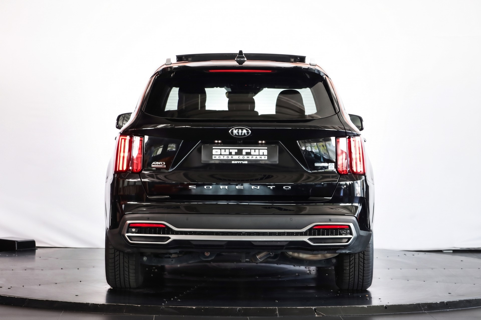 KIA Sorento 1.6 T-GDi PHEV Style-showroom-element-2