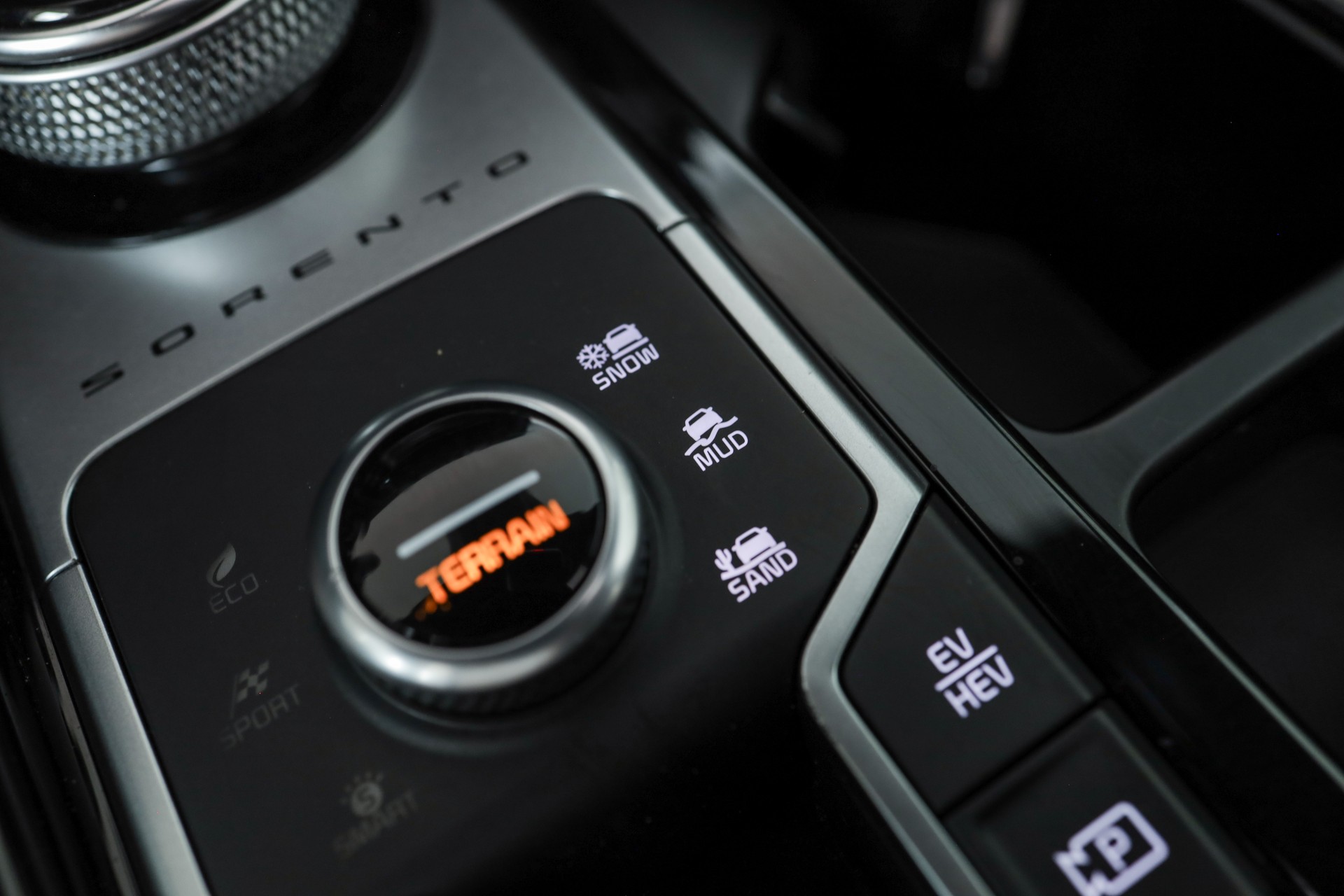 KIA Sorento 1.6 T-GDi PHEV Style-image-24