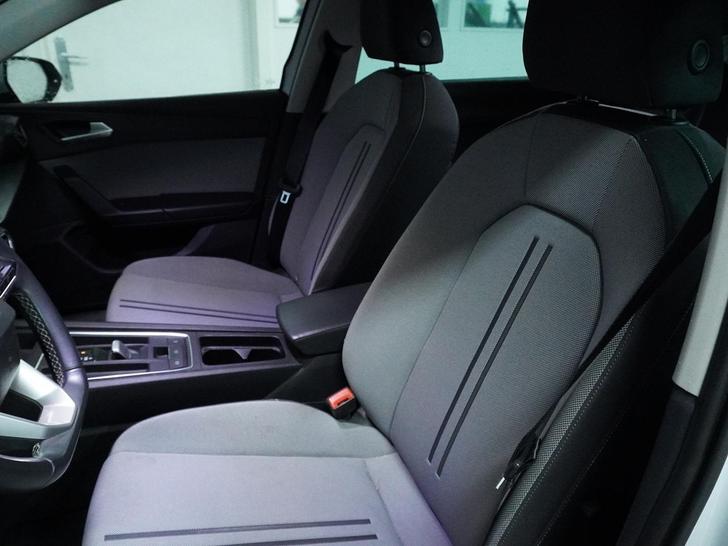 SEAT Leon ST 2.0 TDI EVO DSG Style-image-3