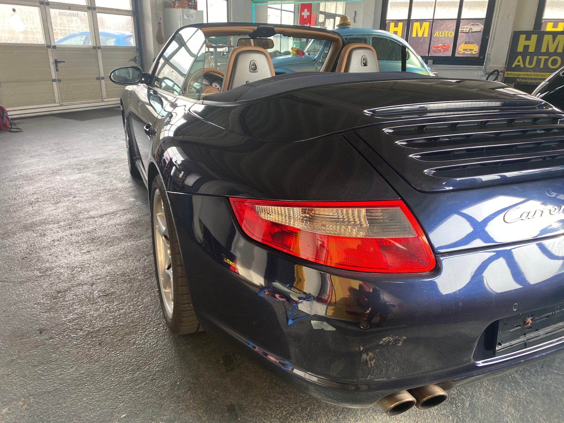 PORSCHE 911 Cabrio Carrera 4S-image-8