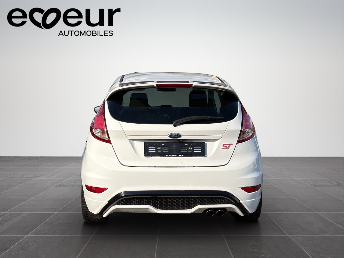 FORD Fiesta 1.6 EcoB ST-2-image-3