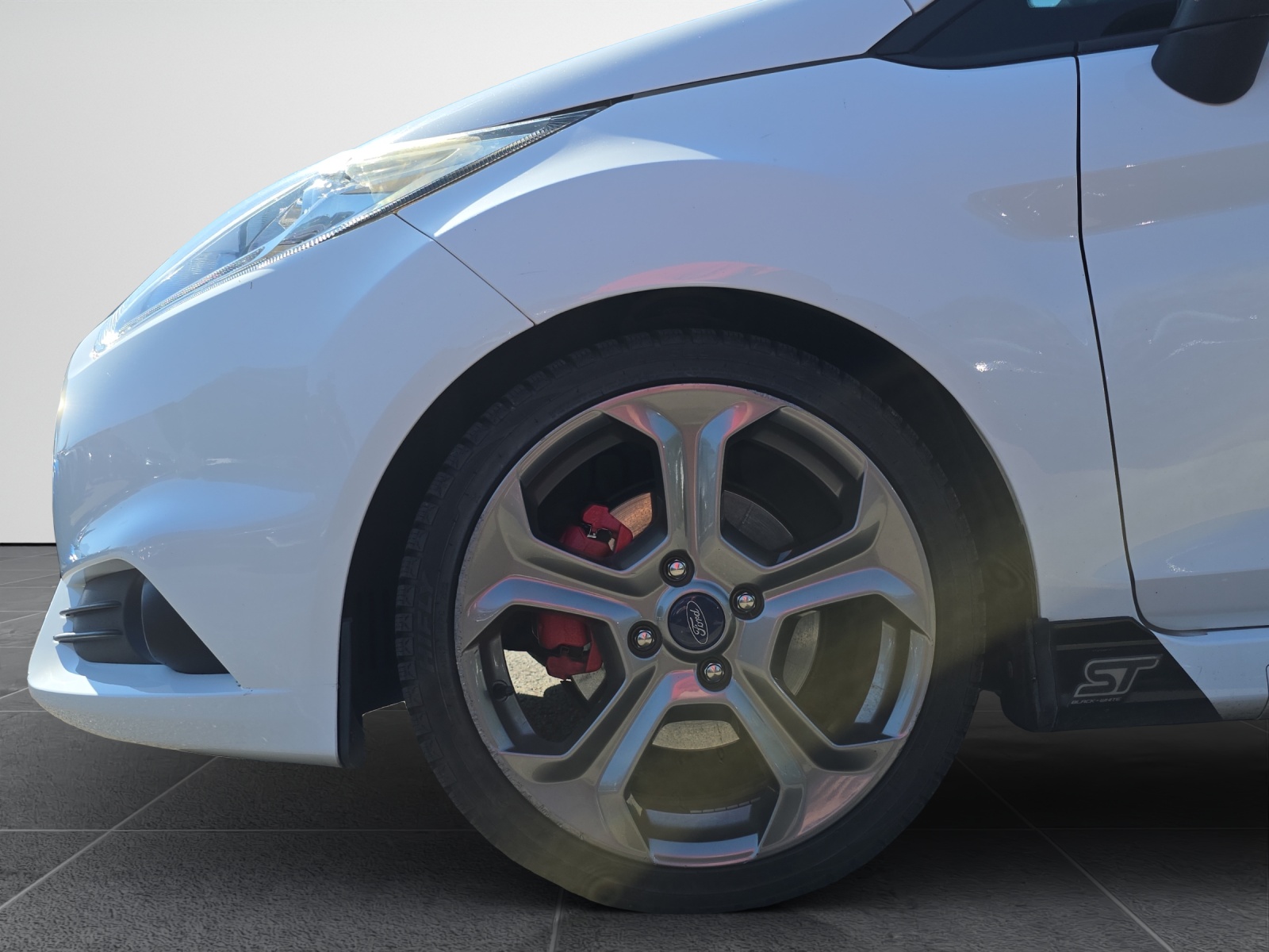FORD Fiesta 1.6 EcoB ST-2-image-10