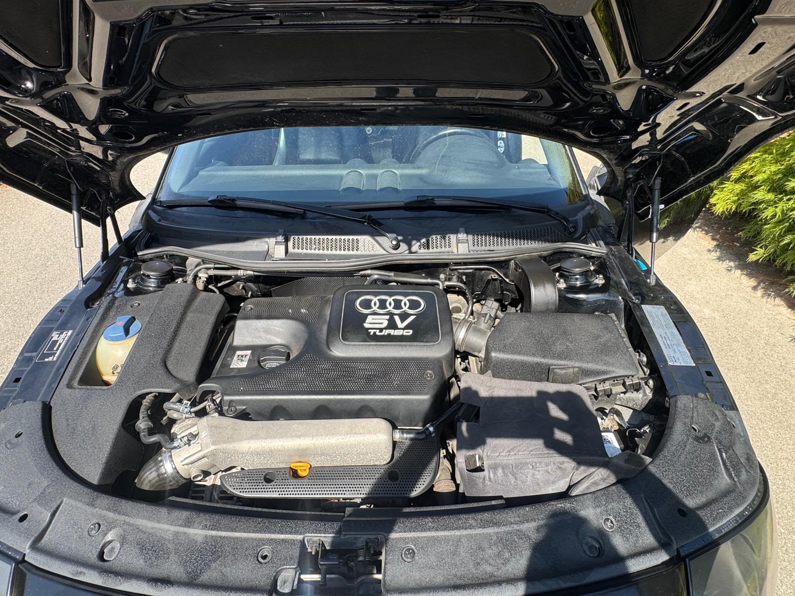 AUDI TT Coupé 1.8 T-image-4
