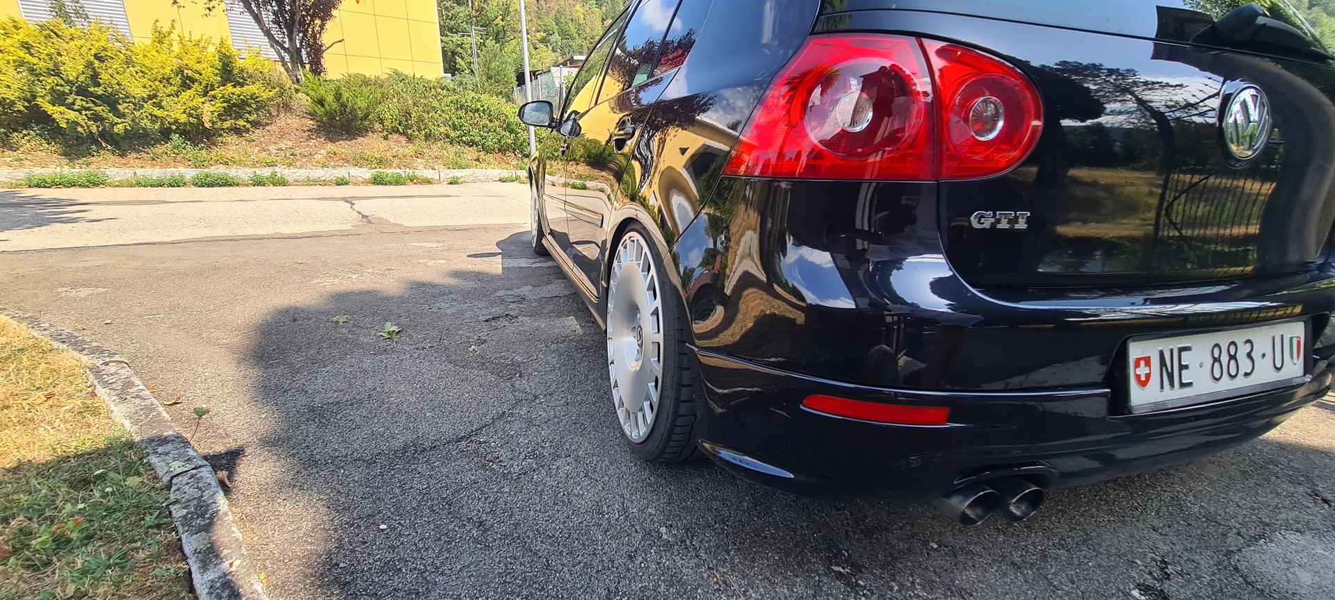 VW Golf 2.0 TFSI GTI-image-4