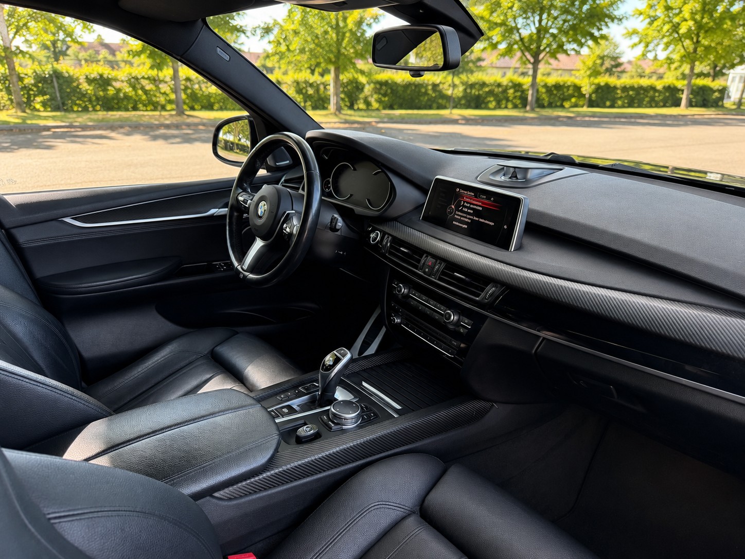BMW M50d-image-5