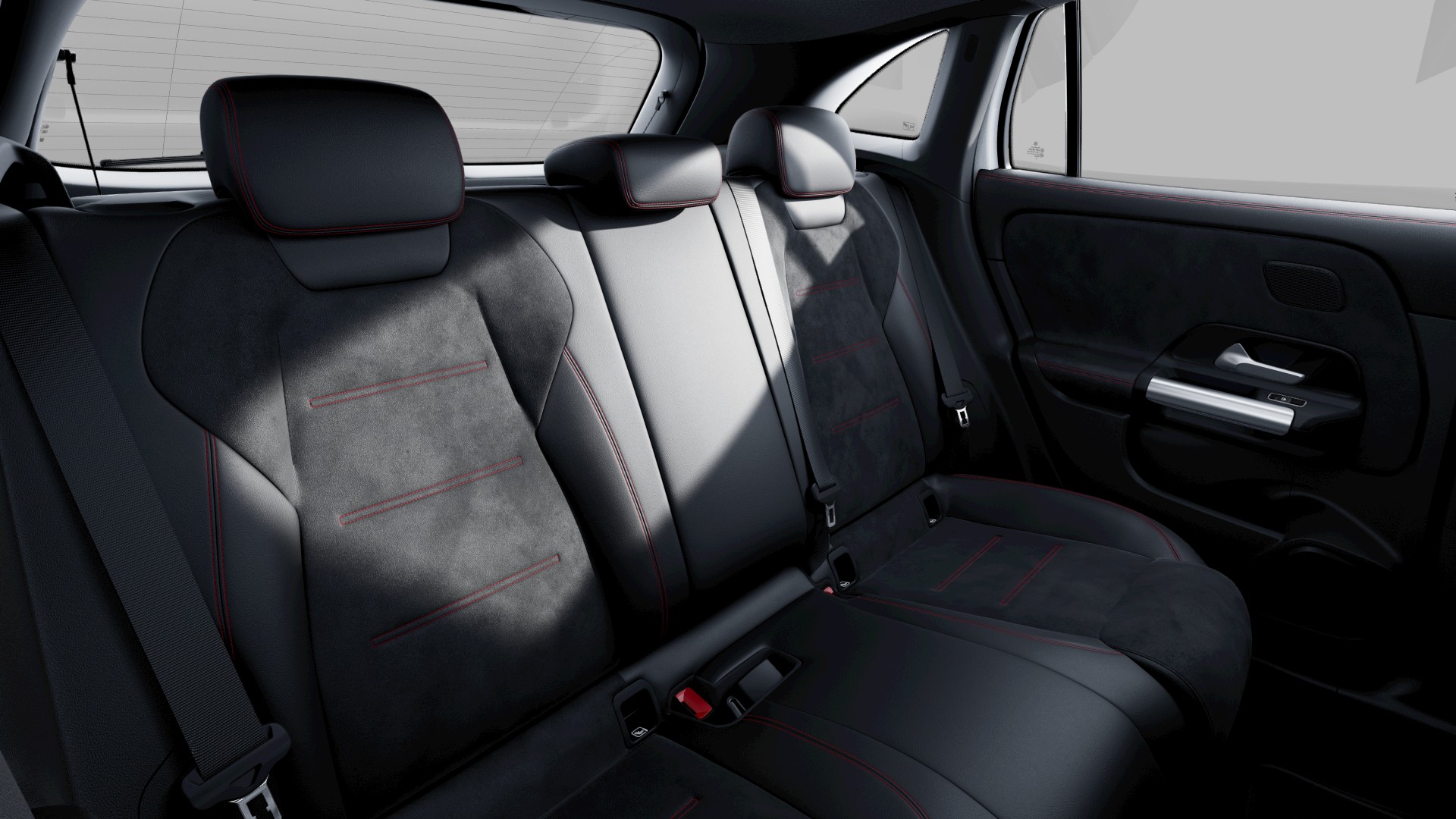 MERCEDES-BENZ GLA 200 7G-DCT-image-8