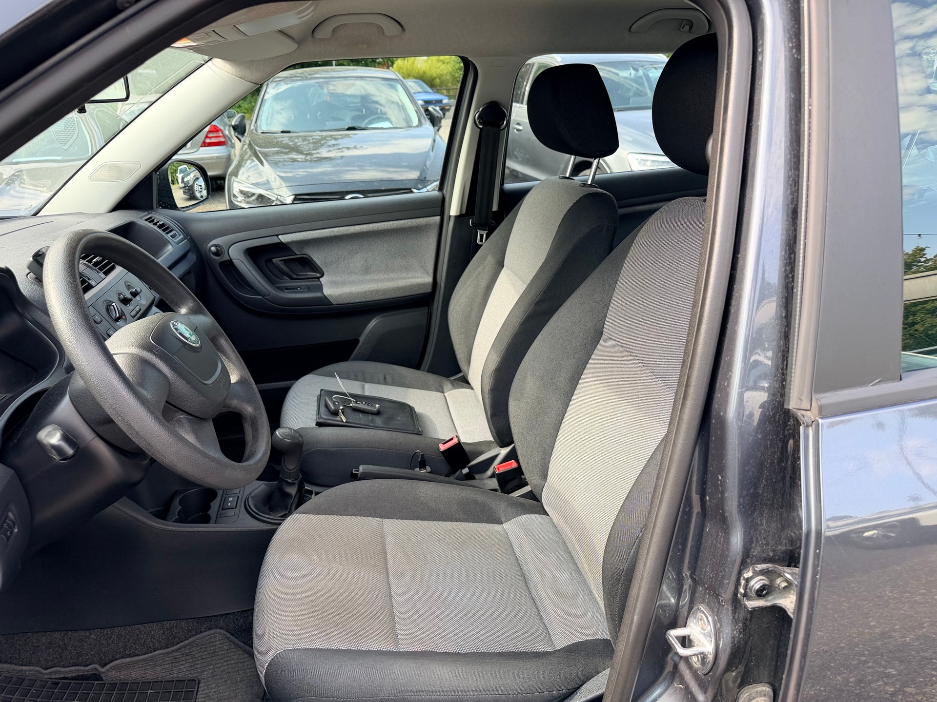 SKODA Fabia 1.2 TSI Classic-image-11