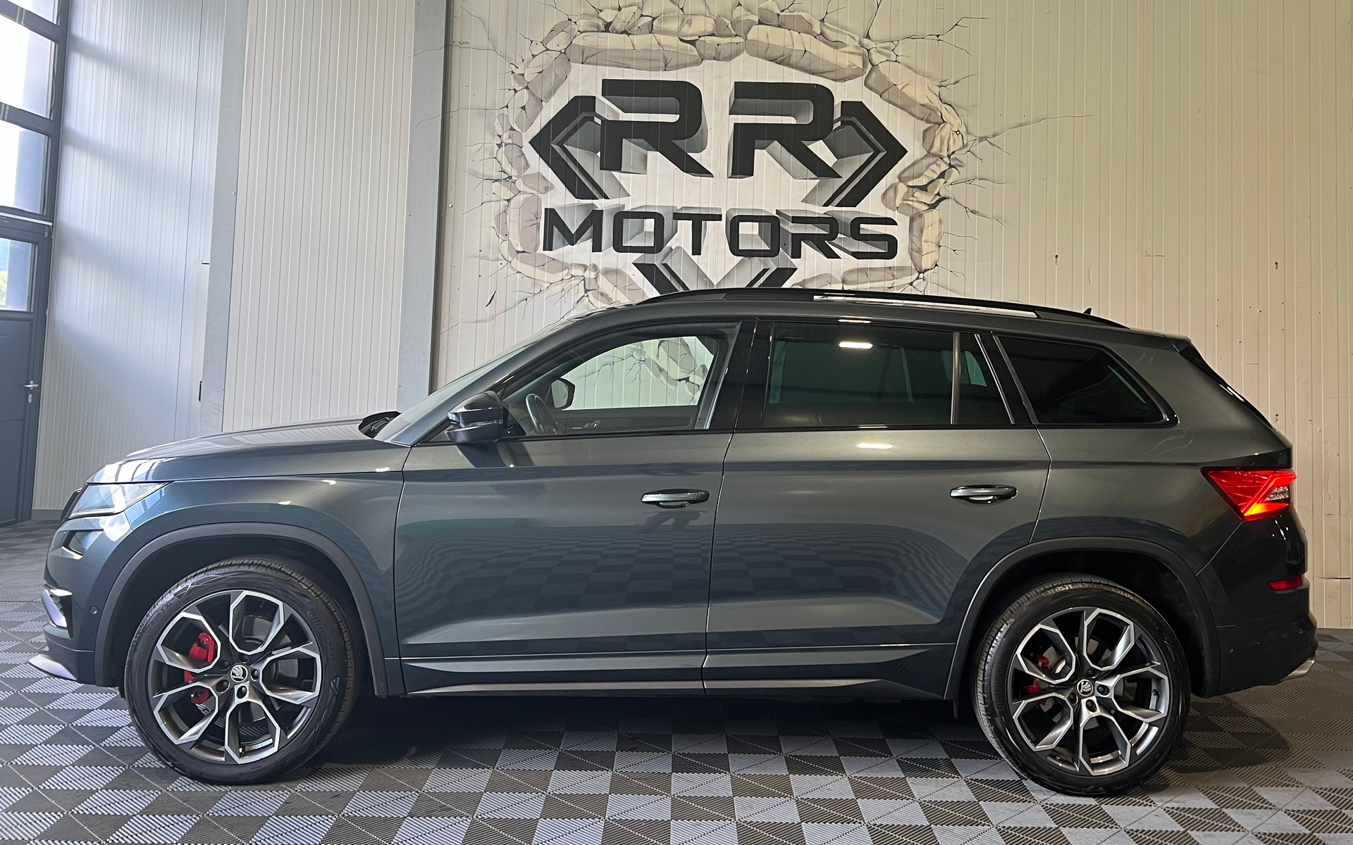 SKODA Kodiaq 2.0 Bi-TDI SCR RS 4x4 DSG-image-1
