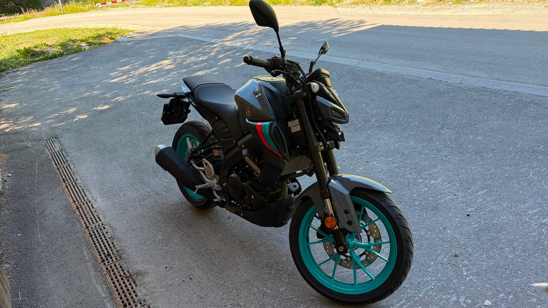 YAMAHA MT-125 ABS