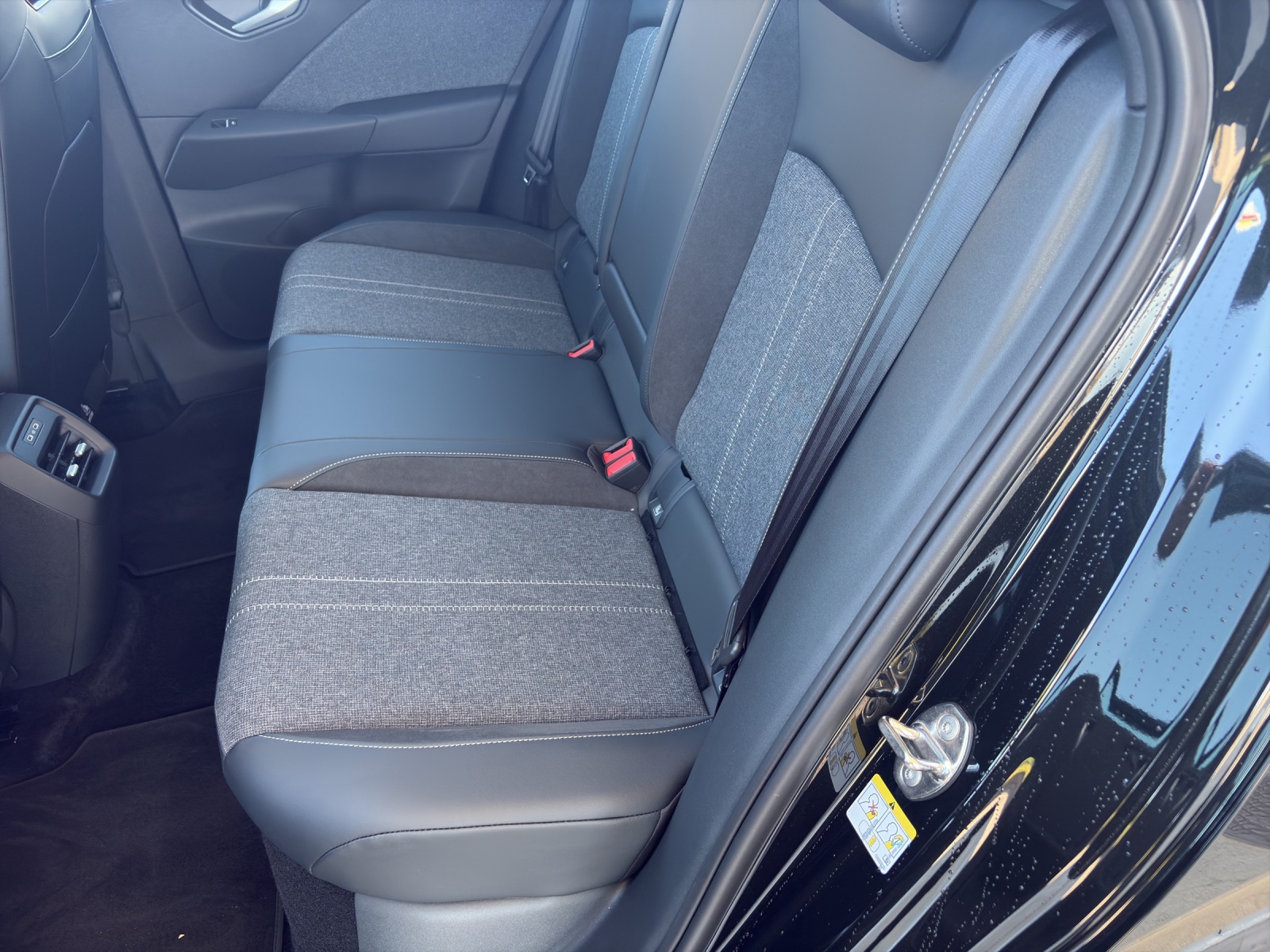 VW ID.3 Neo 58 kWh 190 PS Style-image-11