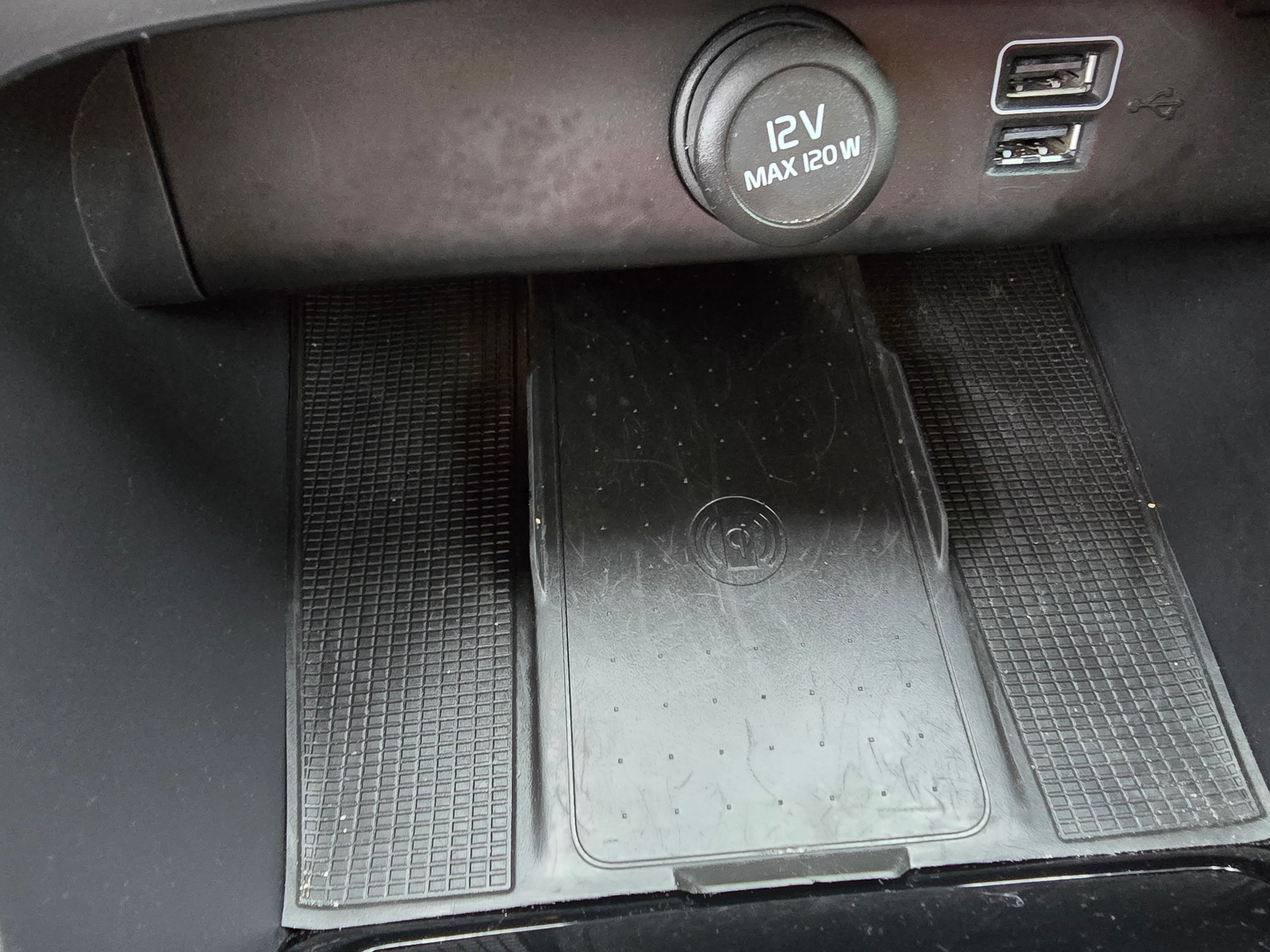 VOLVO XC40 D3 Inscription Geartronic-image-30