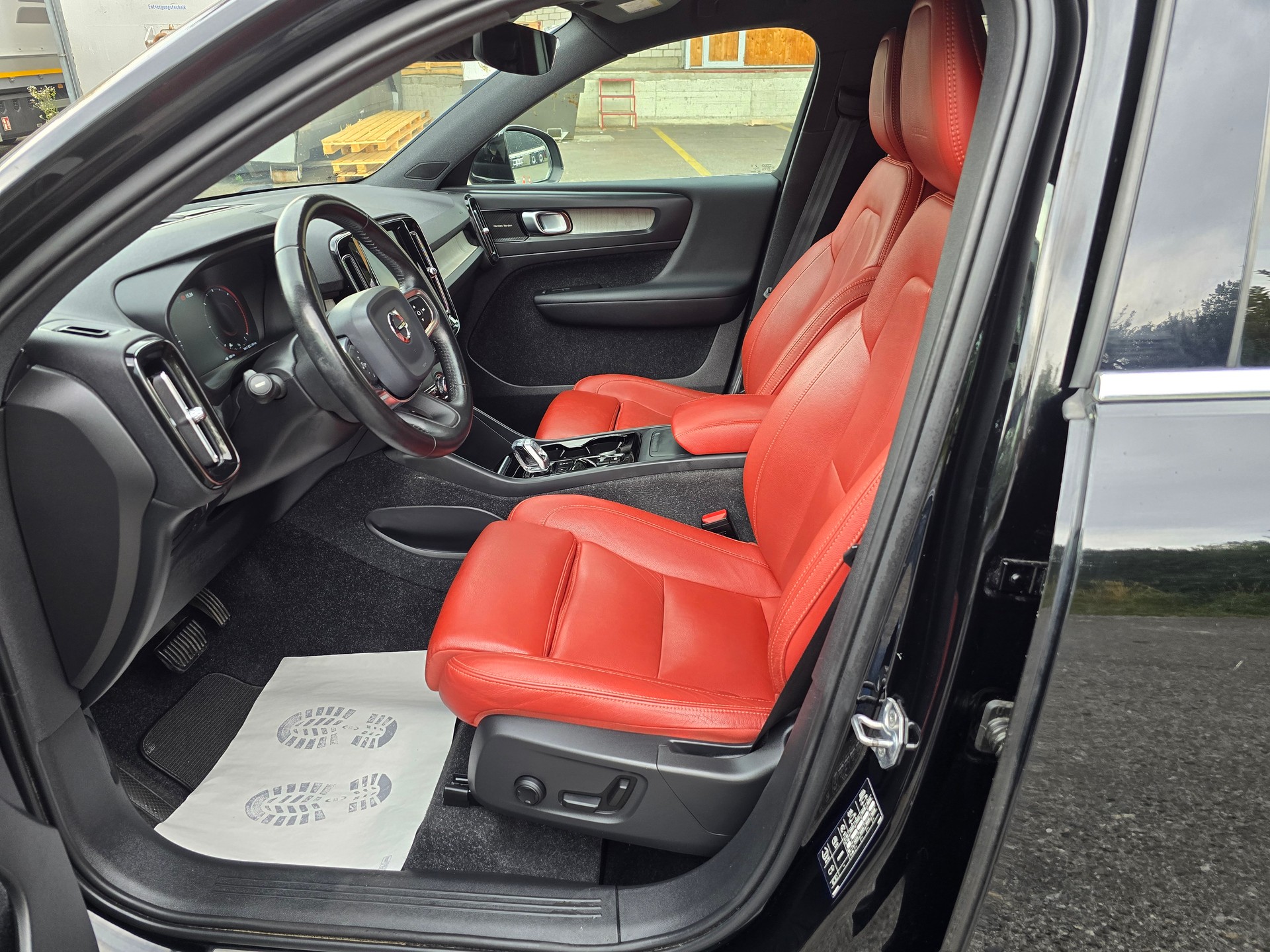 VOLVO XC40 D3 Inscription Geartronic-image-10