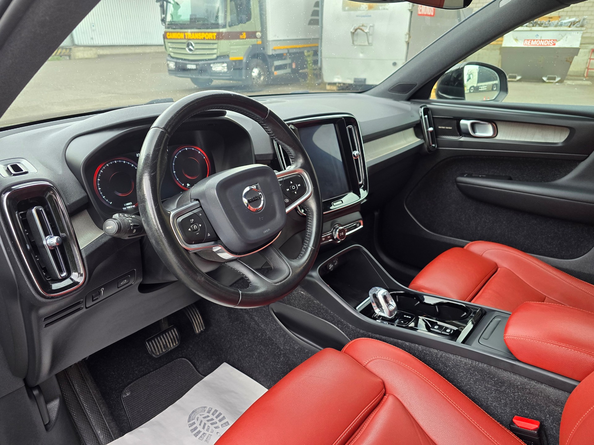 VOLVO XC40 D3 Inscription Geartronic-image-11