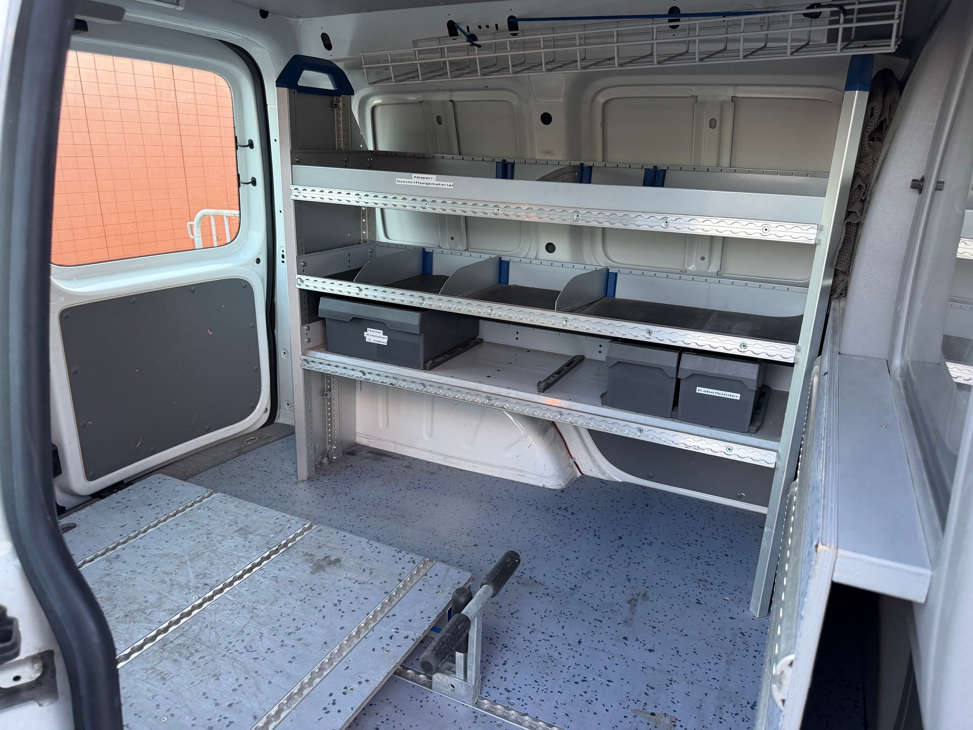 VW Caddy 2.0 EcoFuel-image-7