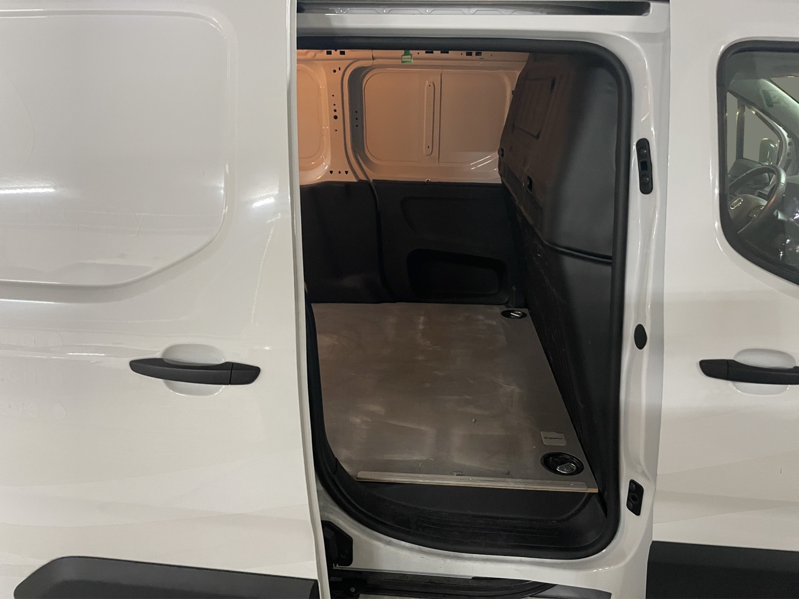 FIAT Doblo 1.5 BlueHDi L2 950kg Pro-image-9