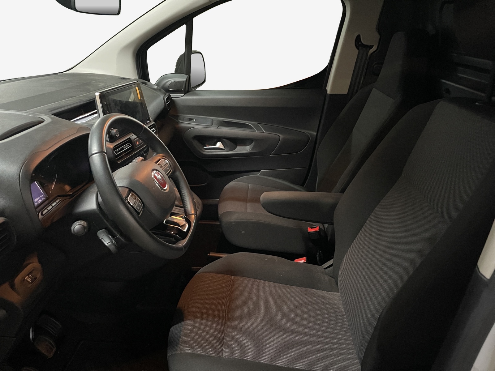 FIAT Doblo 1.5 BlueHDi L2 950kg Pro-image-4