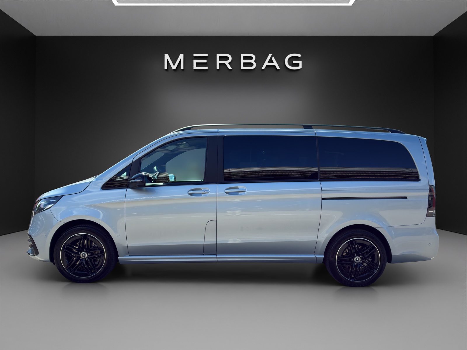 MERCEDES-BENZ V 300 d lang 4Matic Swiss Edition 9G-Tronic-image-2