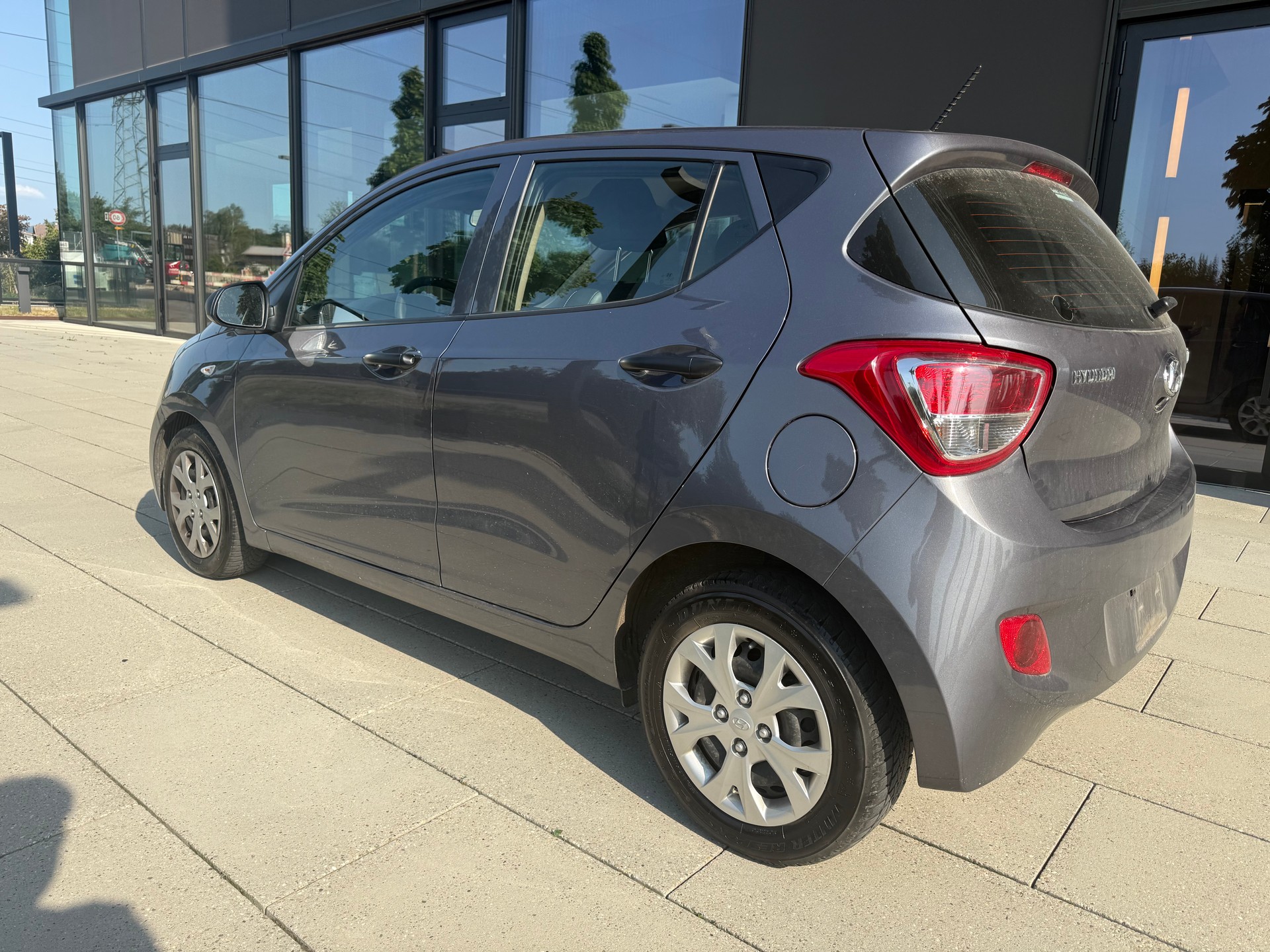 HYUNDAI i10 1.0 Pica-image-1