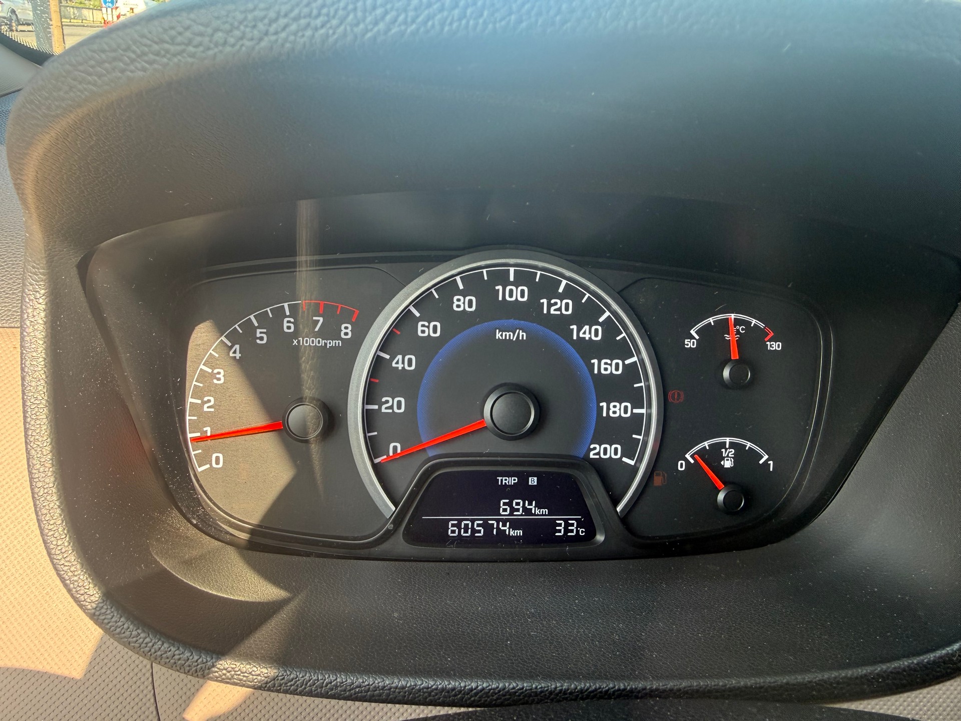 HYUNDAI i10 1.0 Pica-image-7