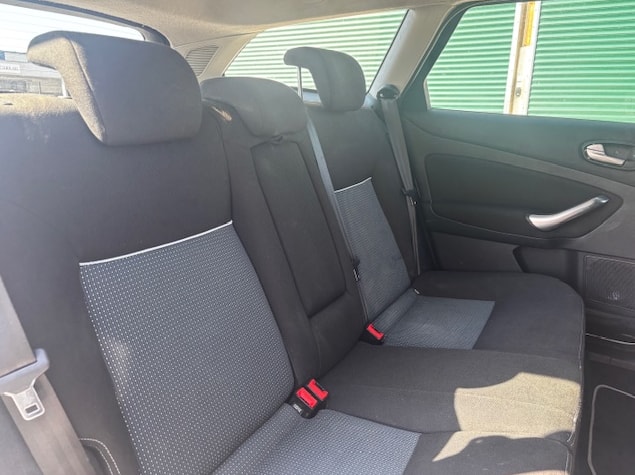 FORD Mondeo 2.0i 16V Carving-image-10