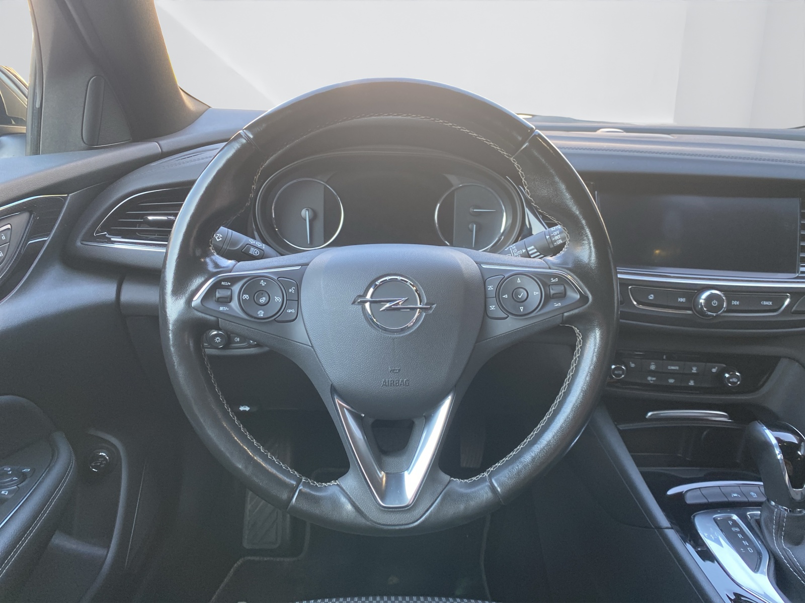 OPEL Insignia Sports Tourer 2.0 D Elegance AWD-image-13