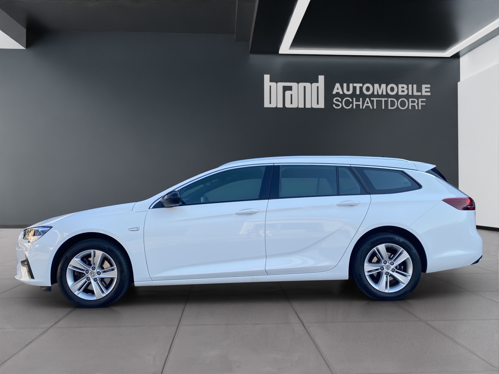 OPEL Insignia Sports Tourer 2.0 D Elegance AWD-showroom-element-1