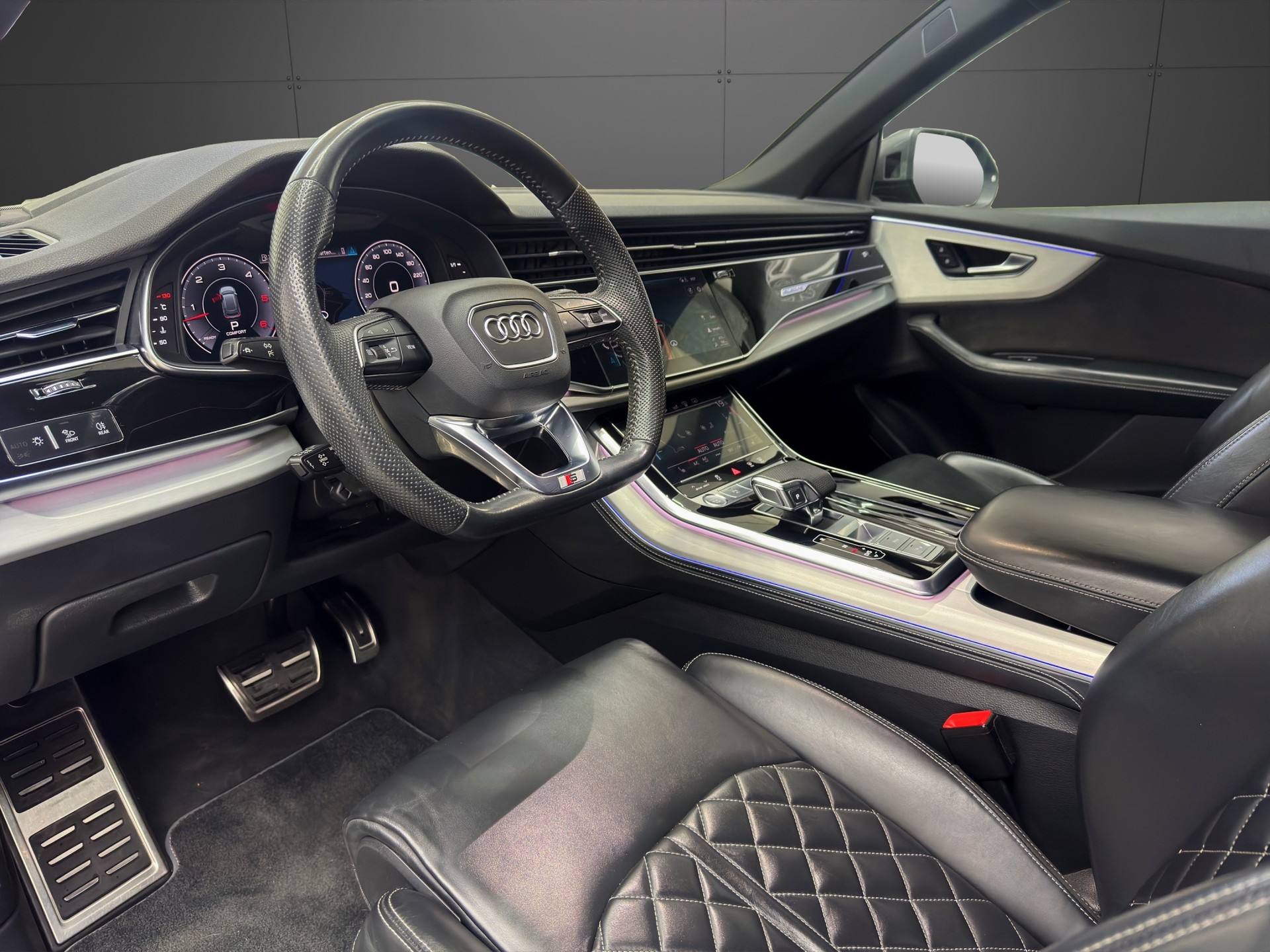 AUDI Q8 50 TDI quattro tiptronic-image-9