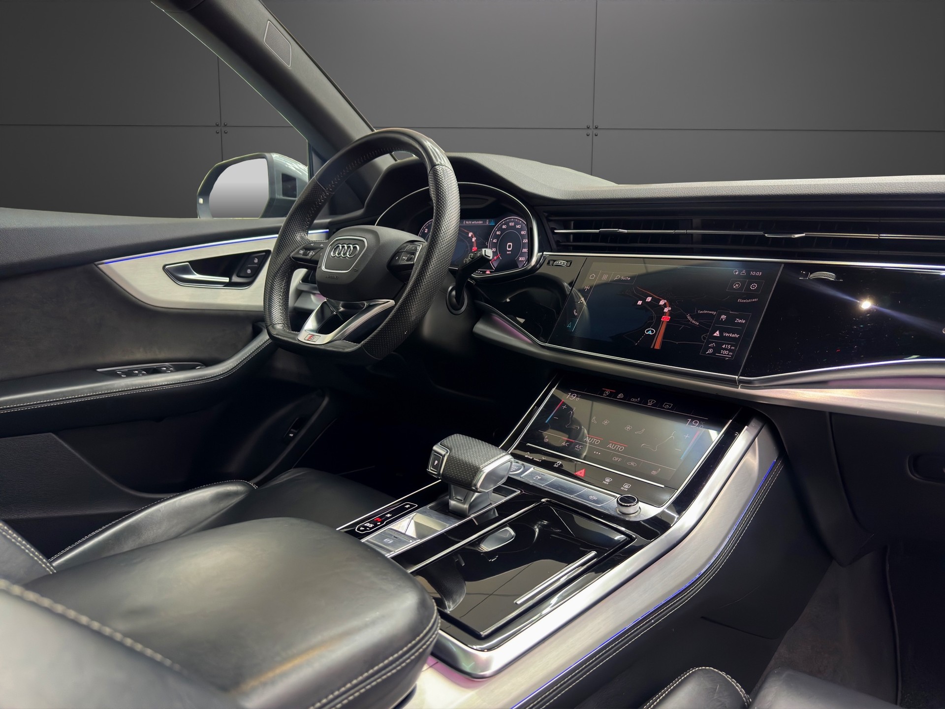 AUDI Q8 50 TDI quattro tiptronic-image-12