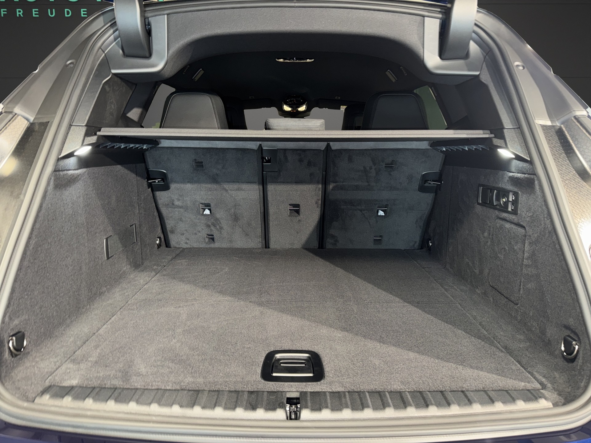 BMW iX xDrive45-image-20