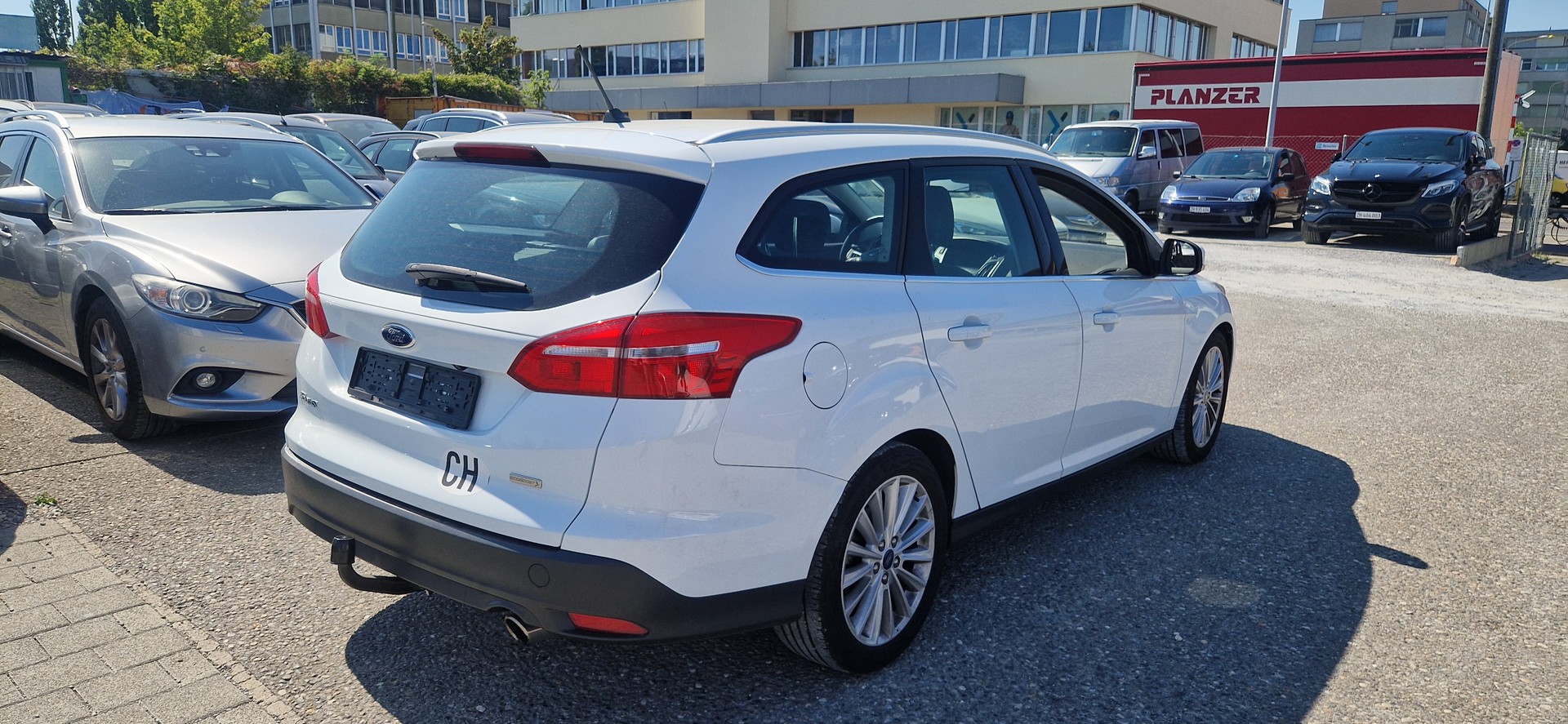 FORD Focus 1.5 SCTi ST Line Automatic-image-4