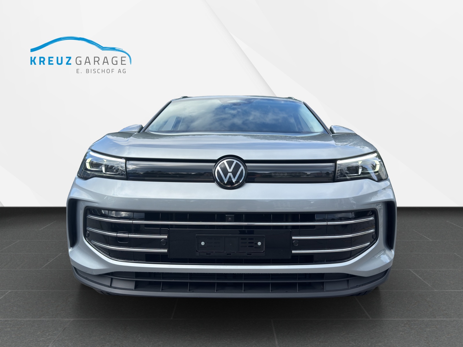 VW Tiguan 2.0 TSI DSG Elegance 4Motion-image-1