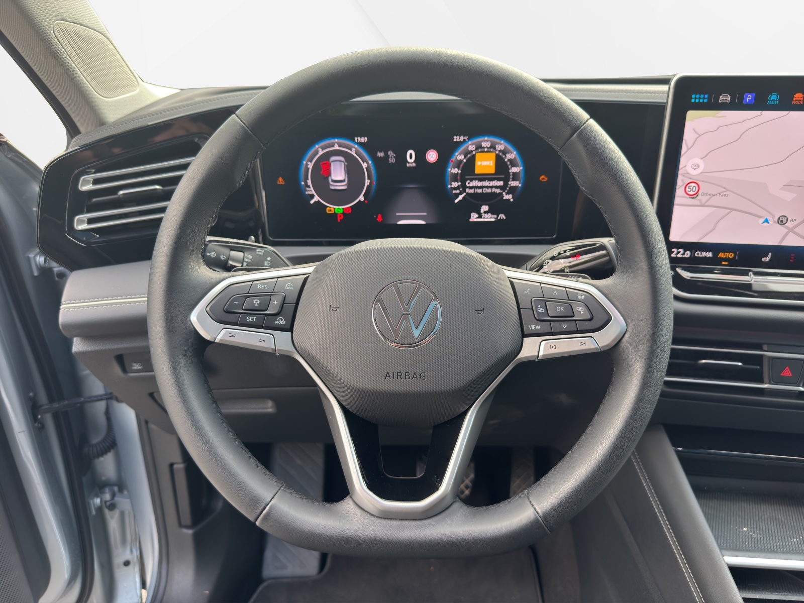 VW Tiguan 2.0 TSI DSG Elegance 4Motion-image-12
