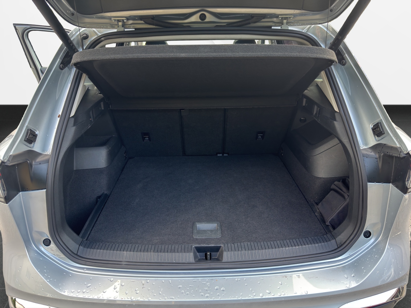 VW Tiguan 2.0 TSI DSG Elegance 4Motion-image-15
