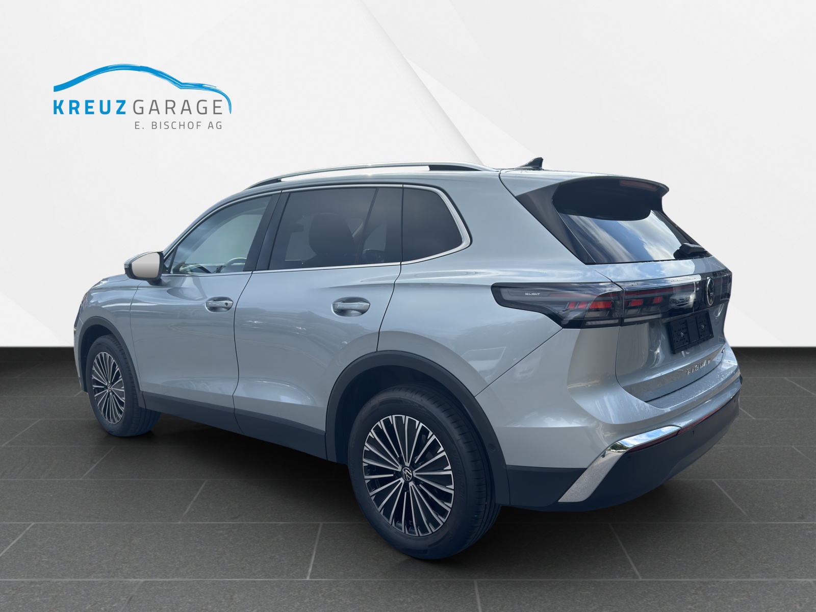 VW Tiguan 2.0 TSI DSG Elegance 4Motion-image-6