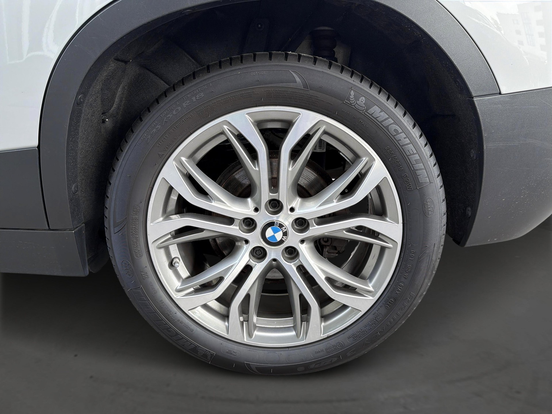 BMW X2 xDrive18d-image-6