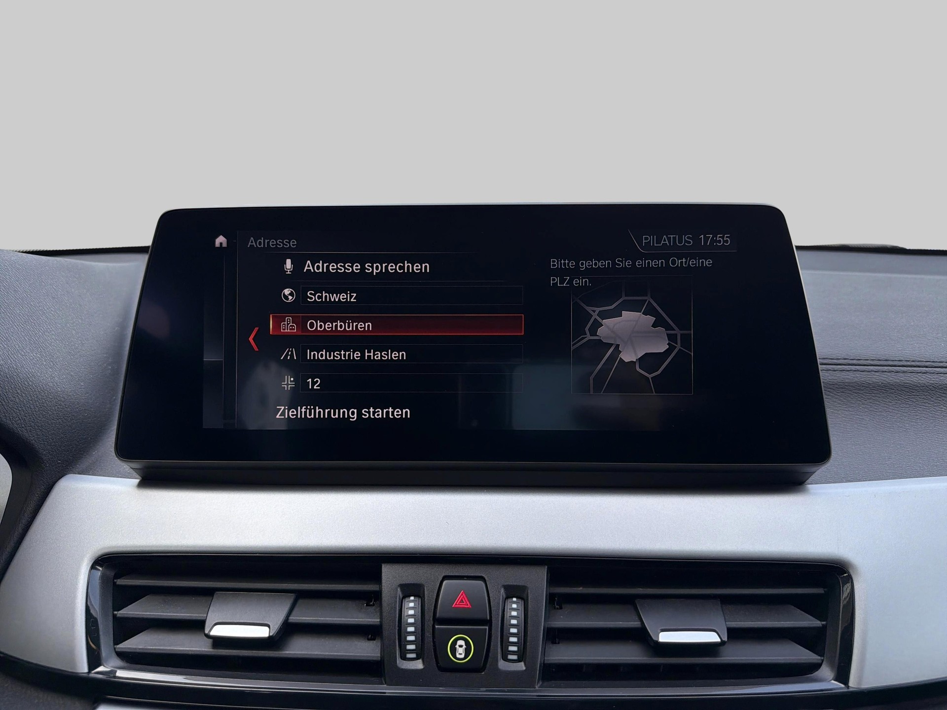 BMW X2 xDrive18d-image-13