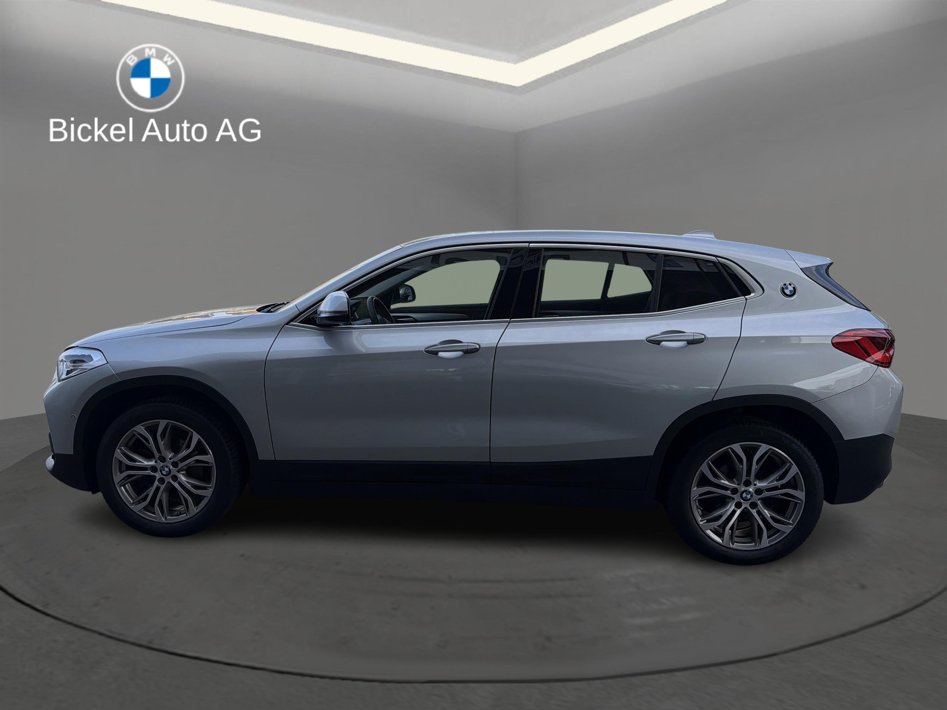 BMW X2 xDrive18d-image-3