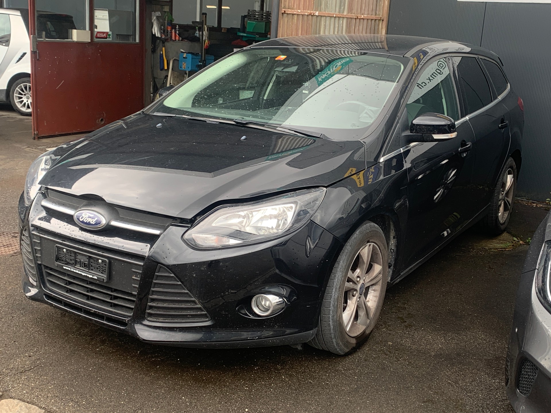 FORD Focus 1.0 SCTi Carving-image-0