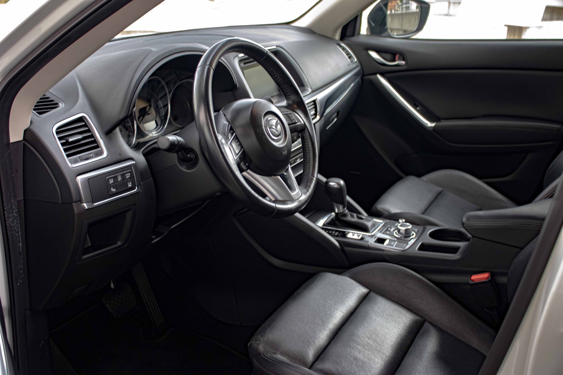 MAZDA CX-5 2.5 Revolution AWD Skyactive-G Automatic-image-8
