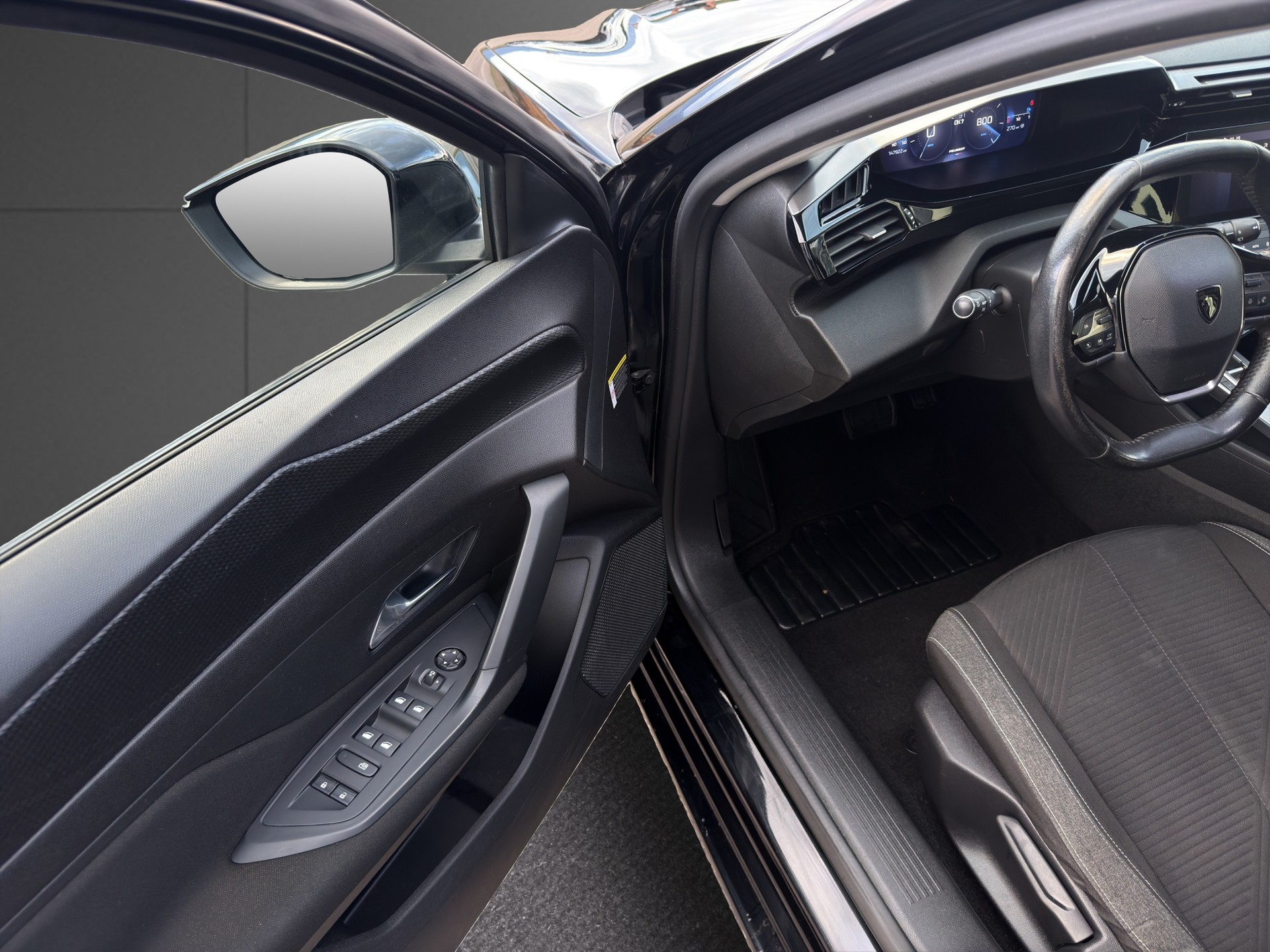 PEUGEOT 308 SW 1.2 Pure Tech Active Pack EAT8-image-18