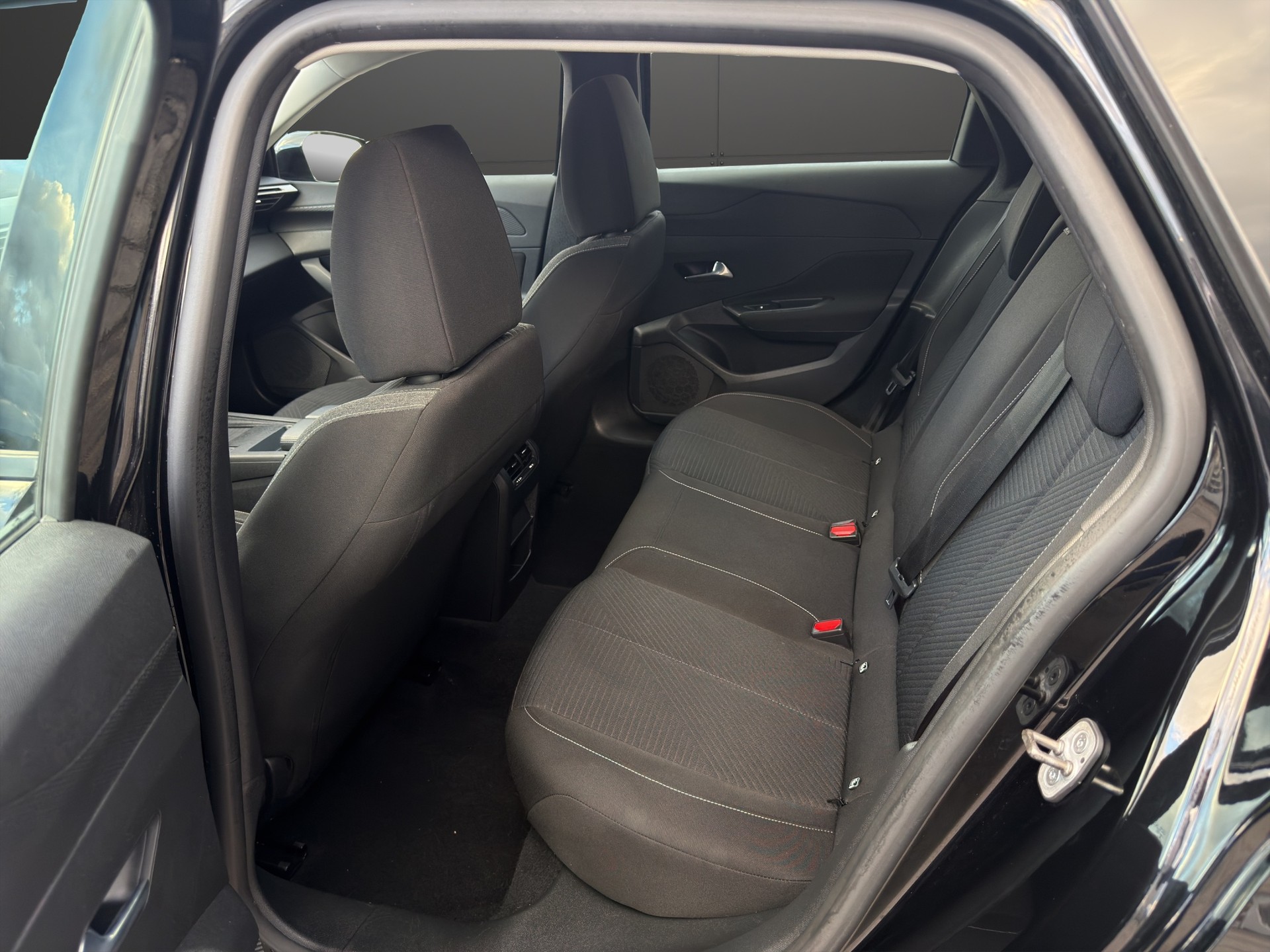 PEUGEOT 308 SW 1.2 Pure Tech Active Pack EAT8-image-21